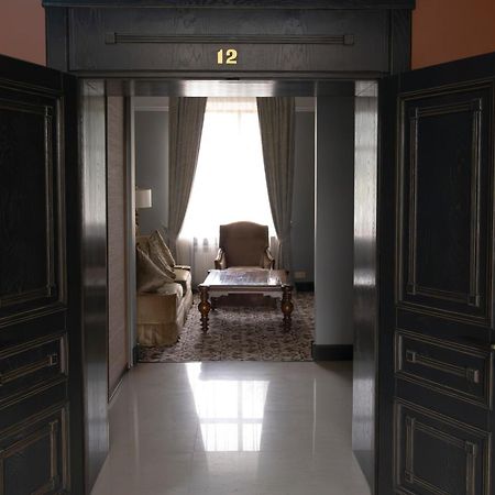 Plaza Hotel Kokshetau Eksteriør billede