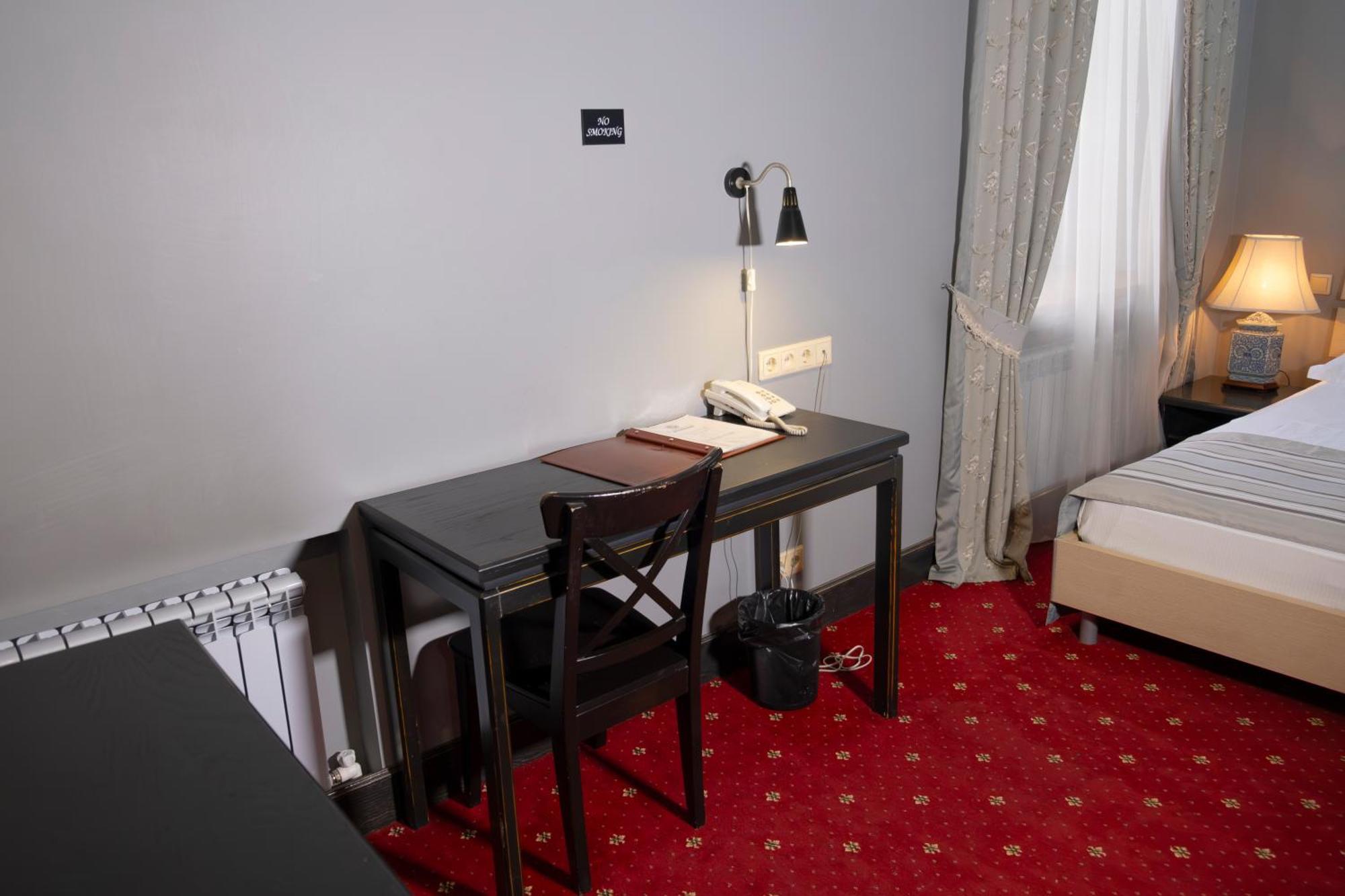 Plaza Hotel Kokshetau Eksteriør billede