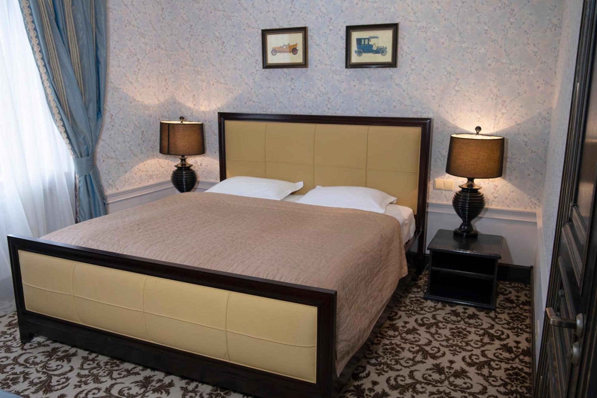 Plaza Hotel Kokshetau Eksteriør billede