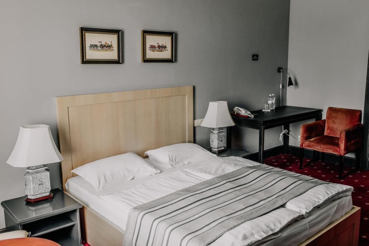 Plaza Hotel Kokshetau Eksteriør billede