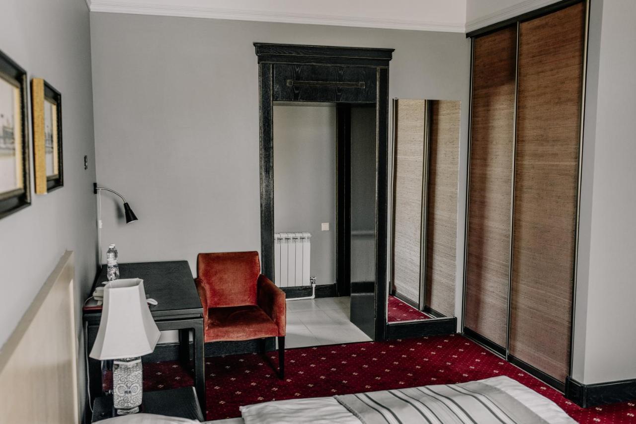 Plaza Hotel Kokshetau Eksteriør billede