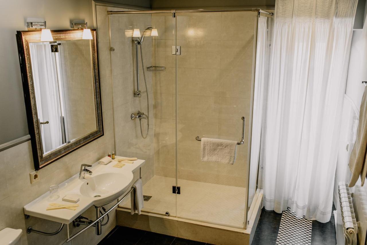 Plaza Hotel Kokshetau Eksteriør billede